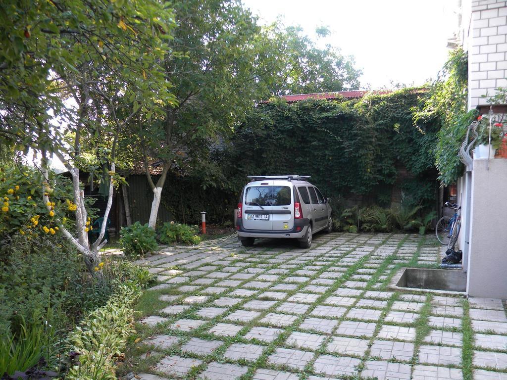 Guest House Dacha Kiew Exterior foto